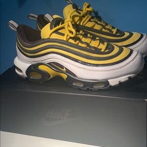 air max 97 frequency pack